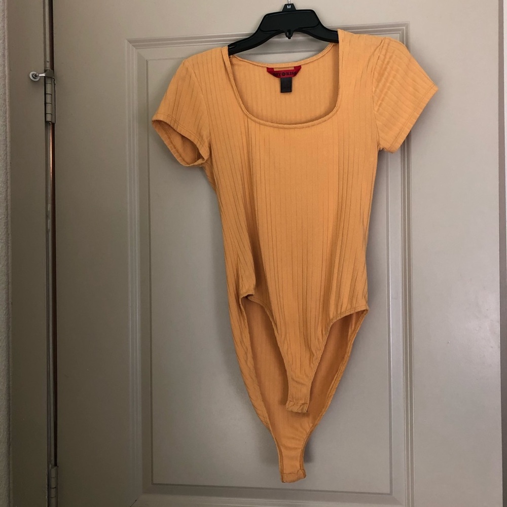 Yellow Bodysuit - t-shirt style